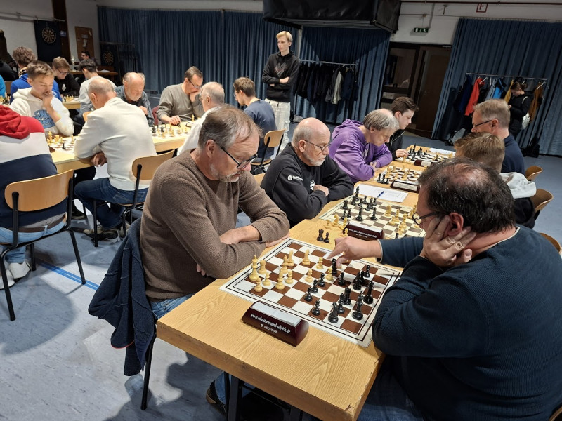 2025_10_05_SC_Bamberg_1_im_Turniersaal